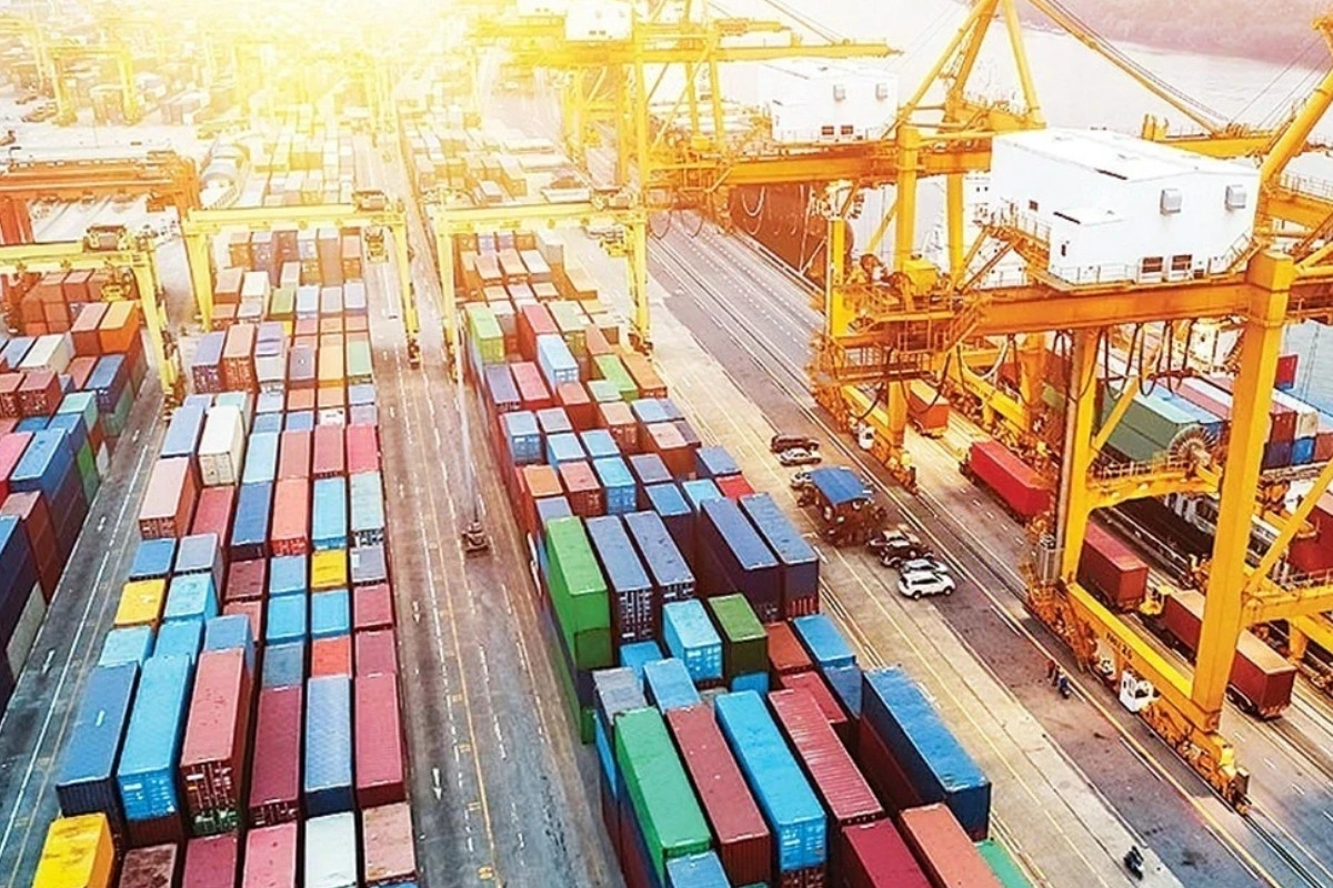 Dış ticaret açığı martta 11,2 milyar dolar oldu