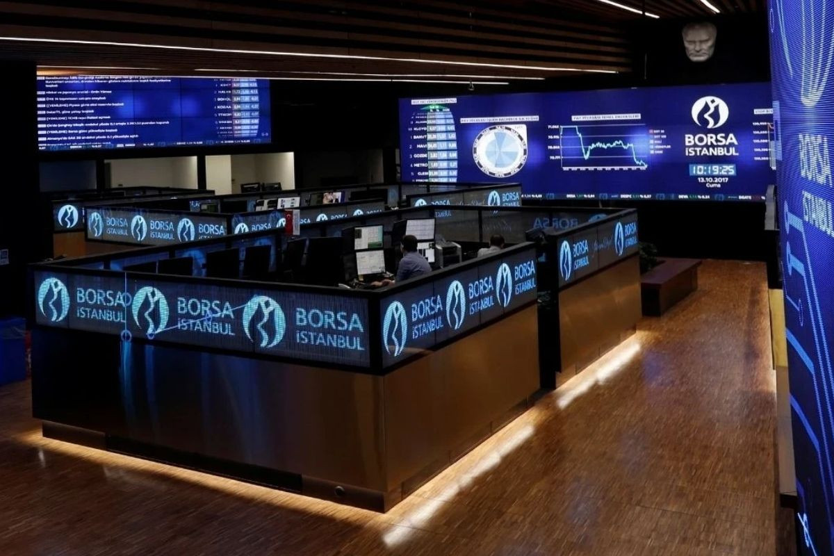 BIST 100 endeksi günü 15 bin puanın üzerinde tamamladı