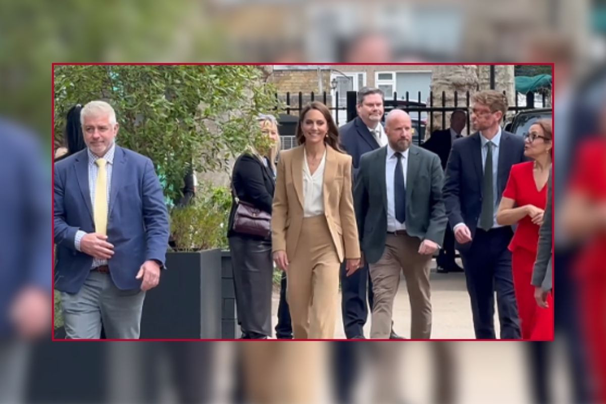 Galler Prensesi Kate'ten Doğu Londra Üniversitesi'ne ziyaret