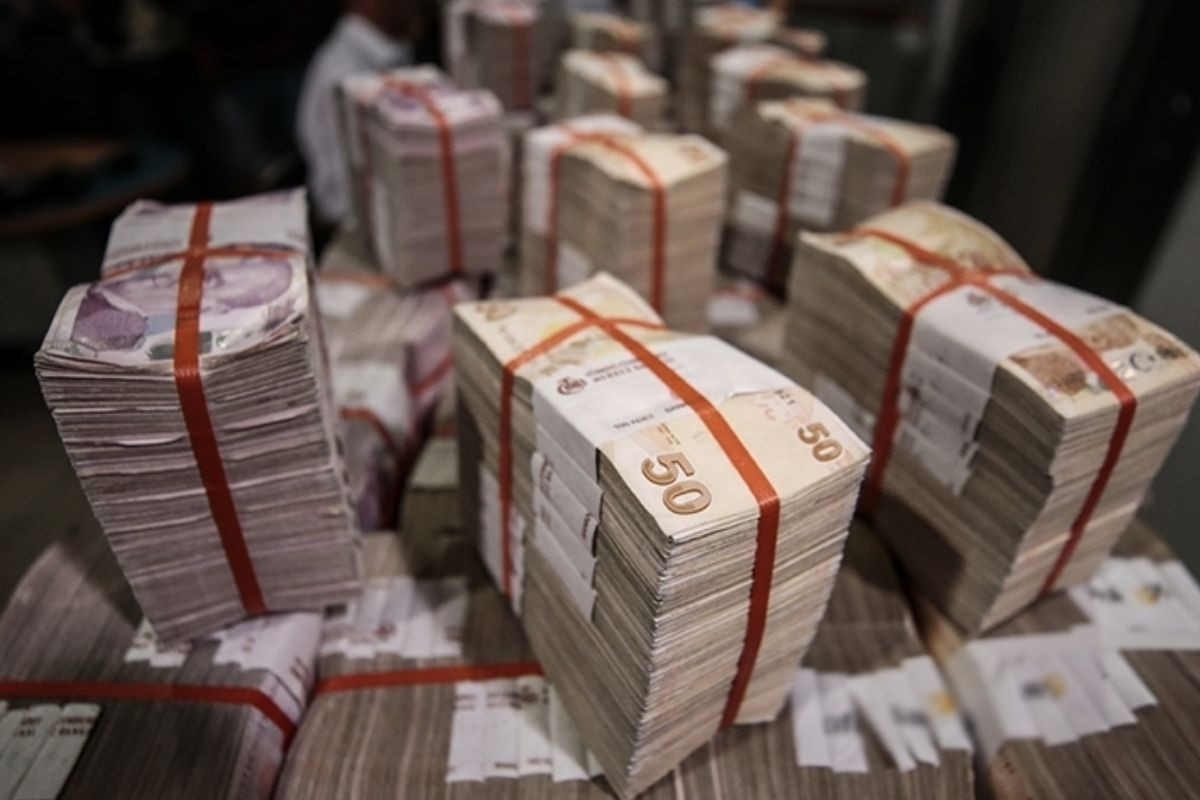 KKM’de gerileme sürüyor büyüklük 1,40 milyar TL’ye indi