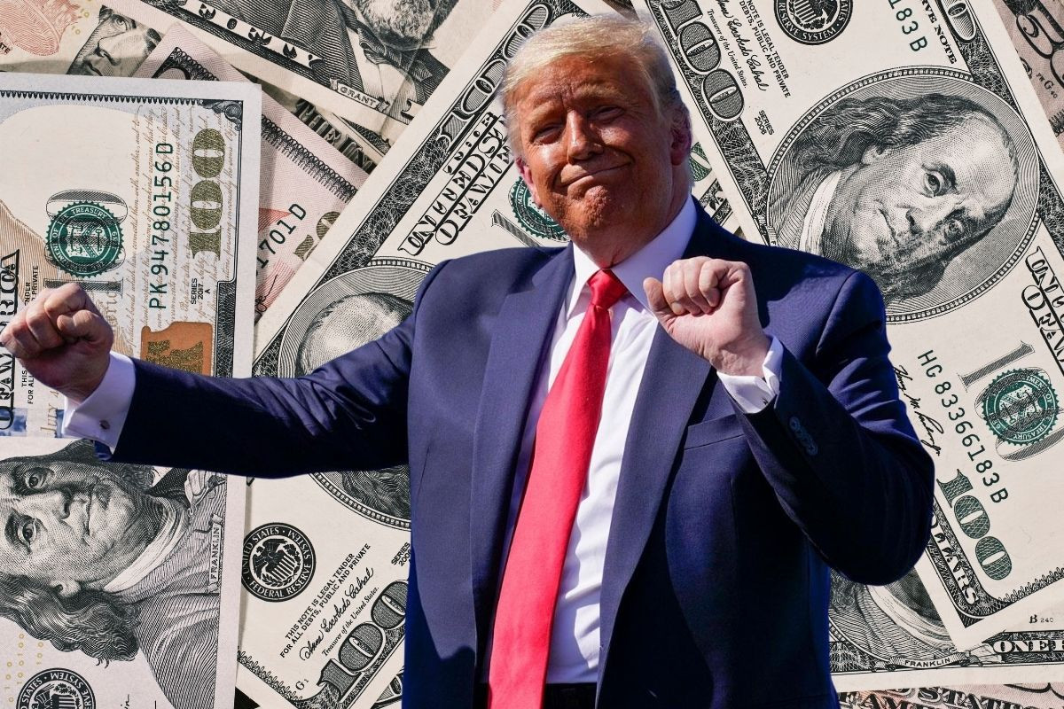 Trump'ın mali beyanı yılın başında milyonlarca dolarlık menkul kıymet işlemi yapıldığını gösterdi