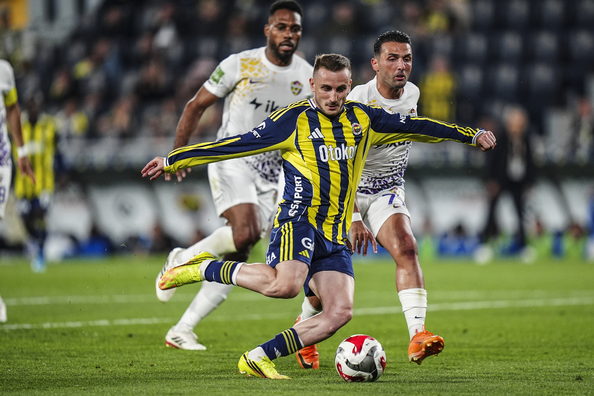 Fenerbahçe, sezonu beraberlikle tamamladı, Eyüpspor kümede kaldı