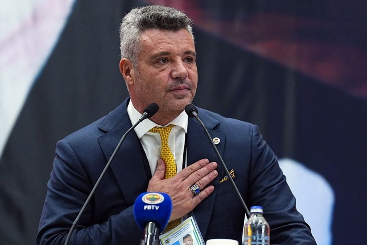 Fenerbahçe Başkanı Sadettin Saran'dan ayrılık açıklaması