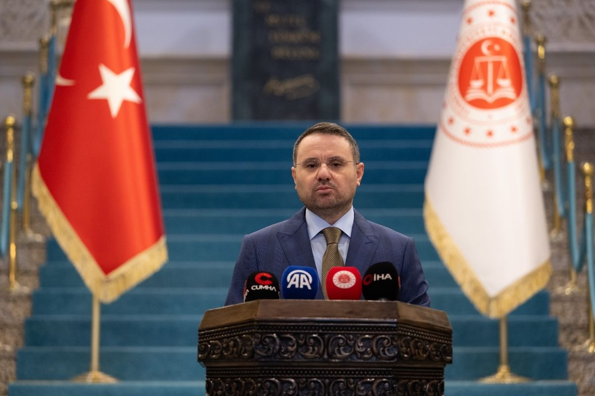 Adalet Bakanı Akın Gürlek'ten CHP'de mutlak butlan kararıyla ilgili açıklama