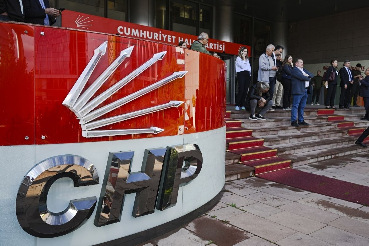 CHP kurultayında delegelerin oy iradesine müdahale iddiasına ilişkin soruşturmada 9 kişi tutuklandı