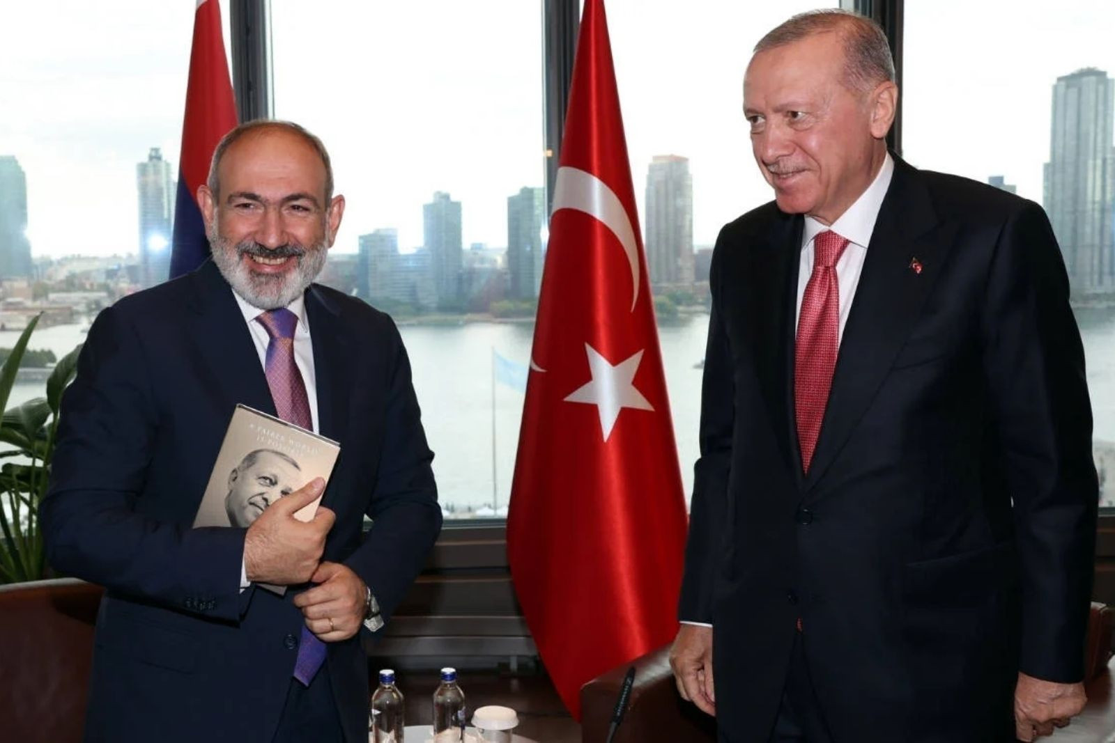 Ermenistan Başbakanı Nikol Paşinyan duyurdu, Türkiye ve Gürcistan üzerinden Ermenistan ticaretine demir yolu bağlantısı açıldı