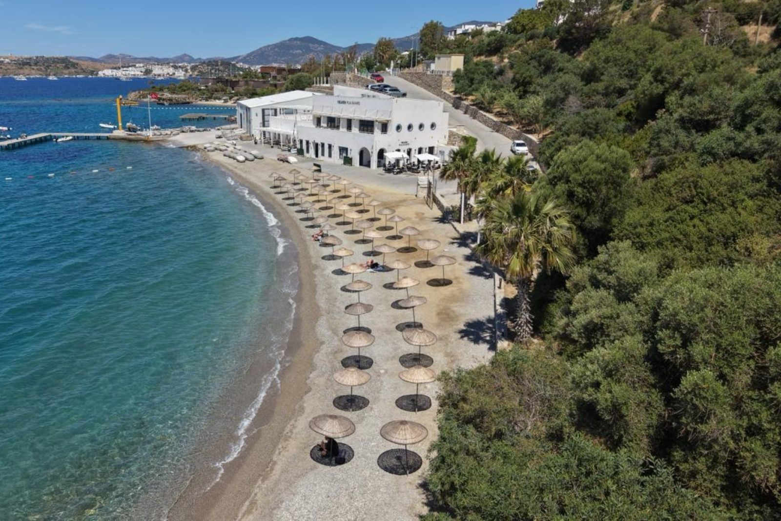 Bodrum’da belediyenin, 68 halk plajını yaza hazırlama çalışmasında sona gelindi