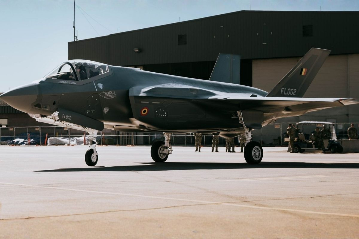 F-35 savaş uçaklarının kuyruk parçalarını Belçika üretecek