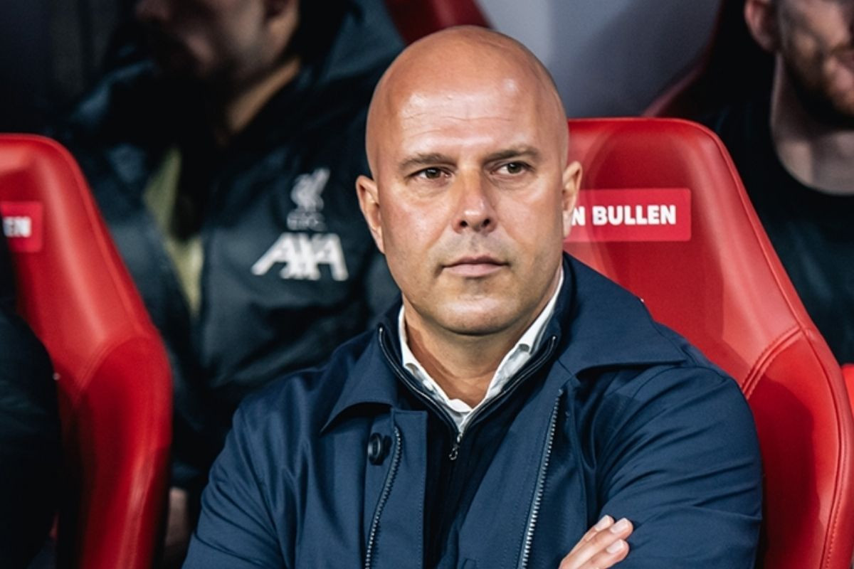 Liverpool'da teknik direktör Arne Slot ile yollar ayrıldı