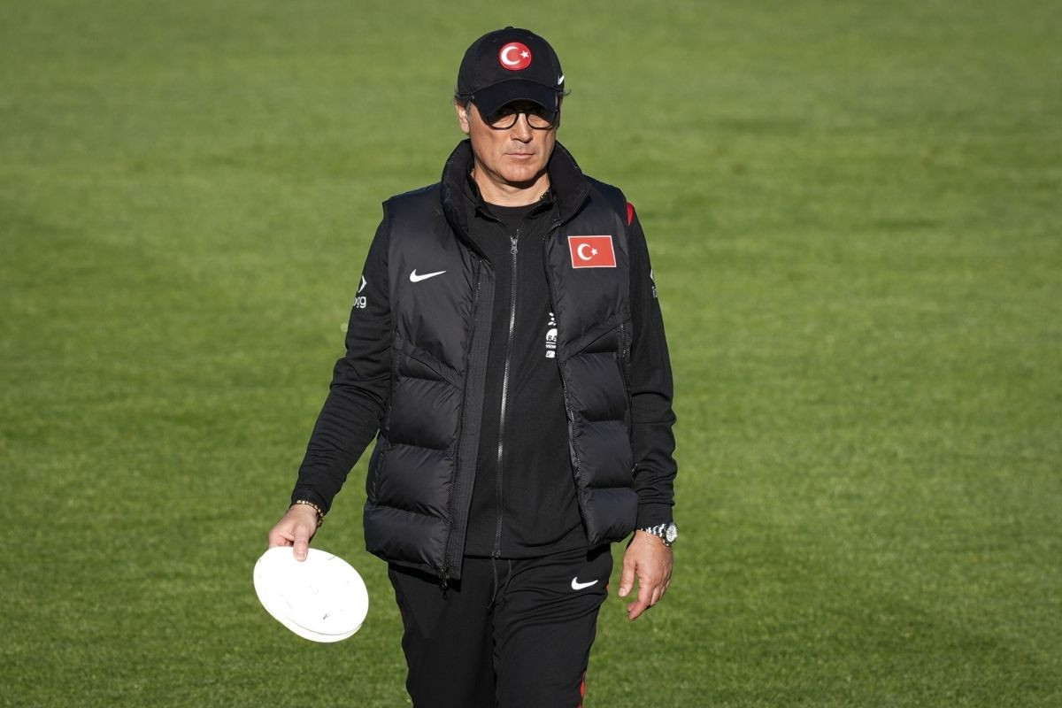 A Milli Futbol Takımı Teknik Direktörü Montella'dan 'Hayalperest bir insanım' açıklaması