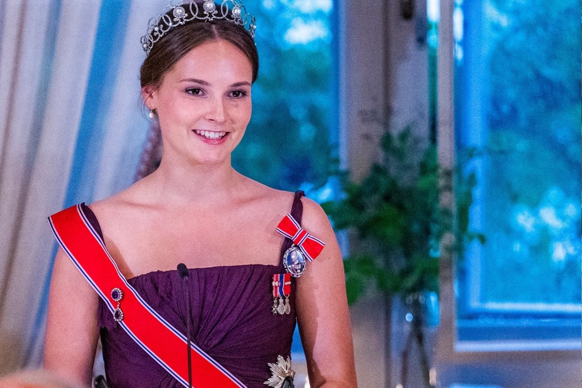 Avustralya'da eğitim gören Norveç Prensesi'ne 'arkadaşlık' teklif eden kişi için 'dokunma' yasağı