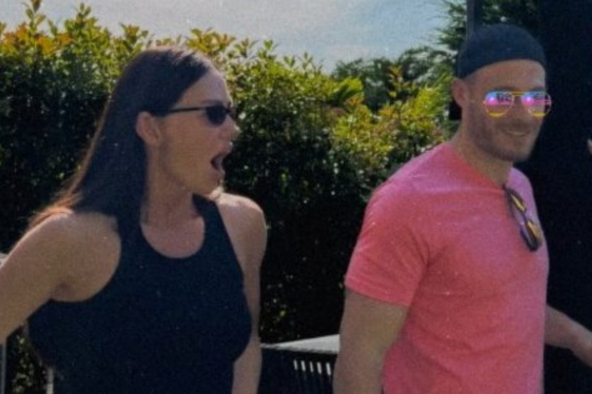 Yasemin Ergene'den yakın dostu Kerem Bürsin'e doğum günü kutlaması
