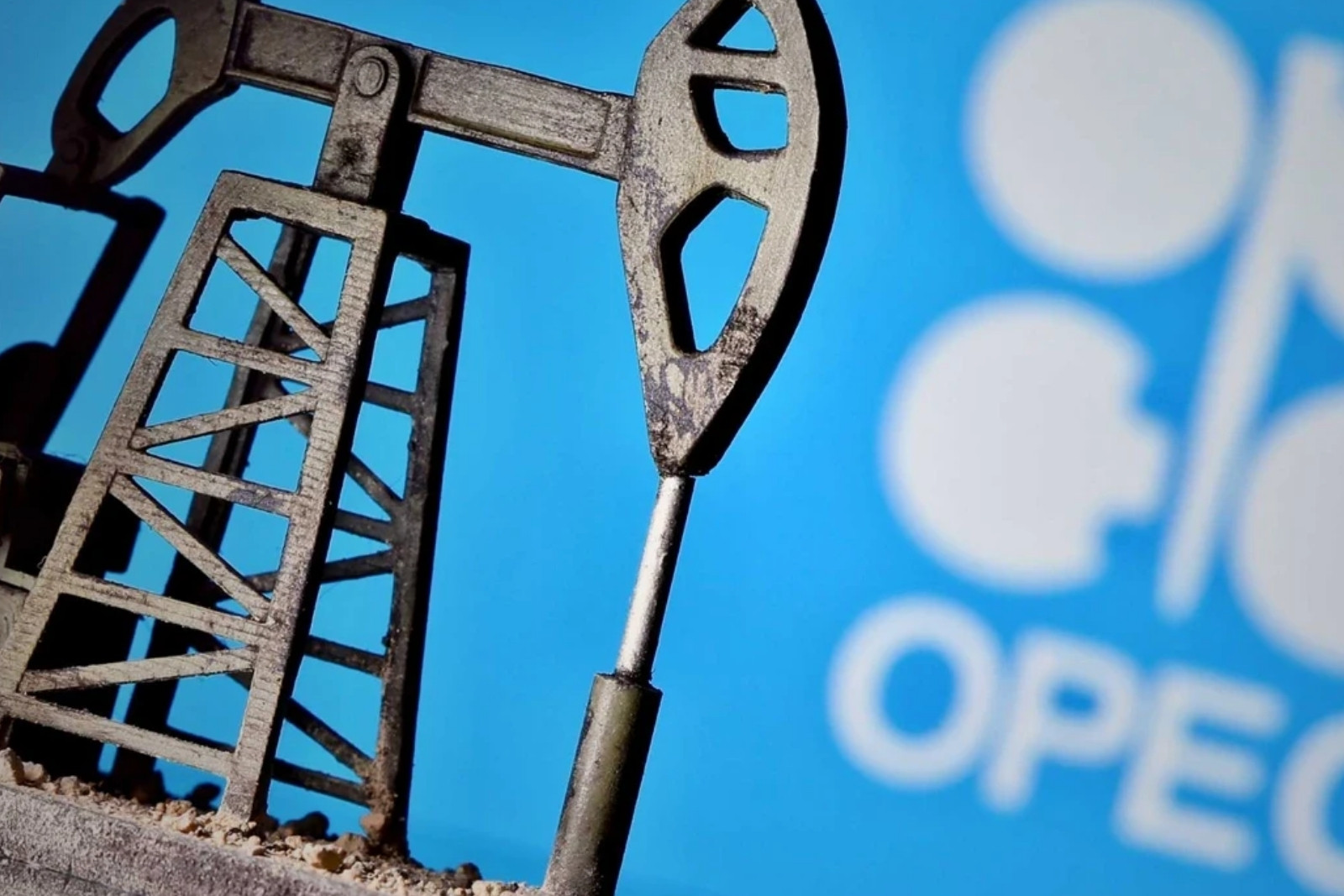 OPEC+ Hürmüz Boğazı krizi ardından yeniden üretim arttırmaya hazırlanıyor