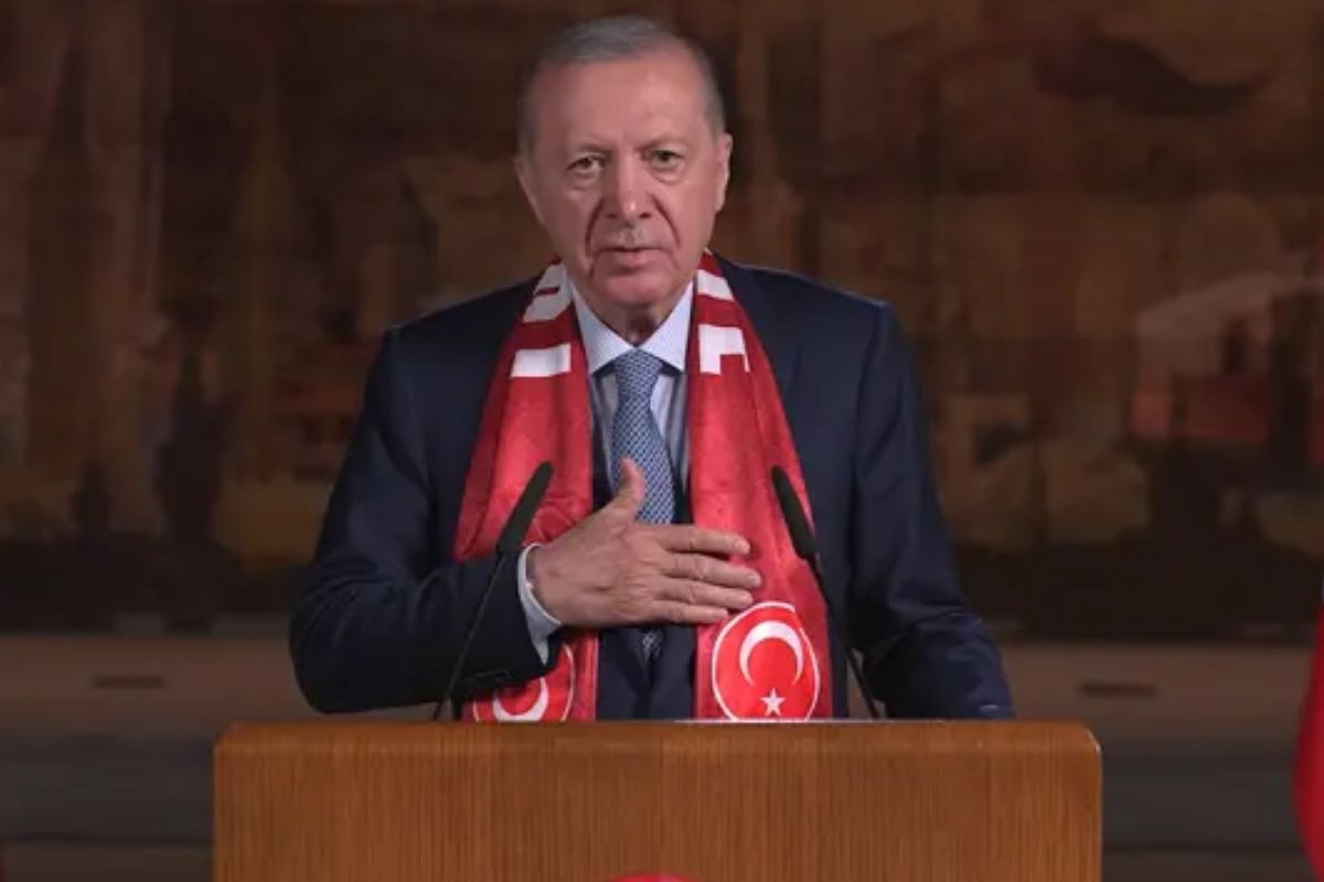 Cumhurbaşkanı Erdoğan'dan A Milli Takım'a destek mesajı: Yeni bir destan yazma zamanı