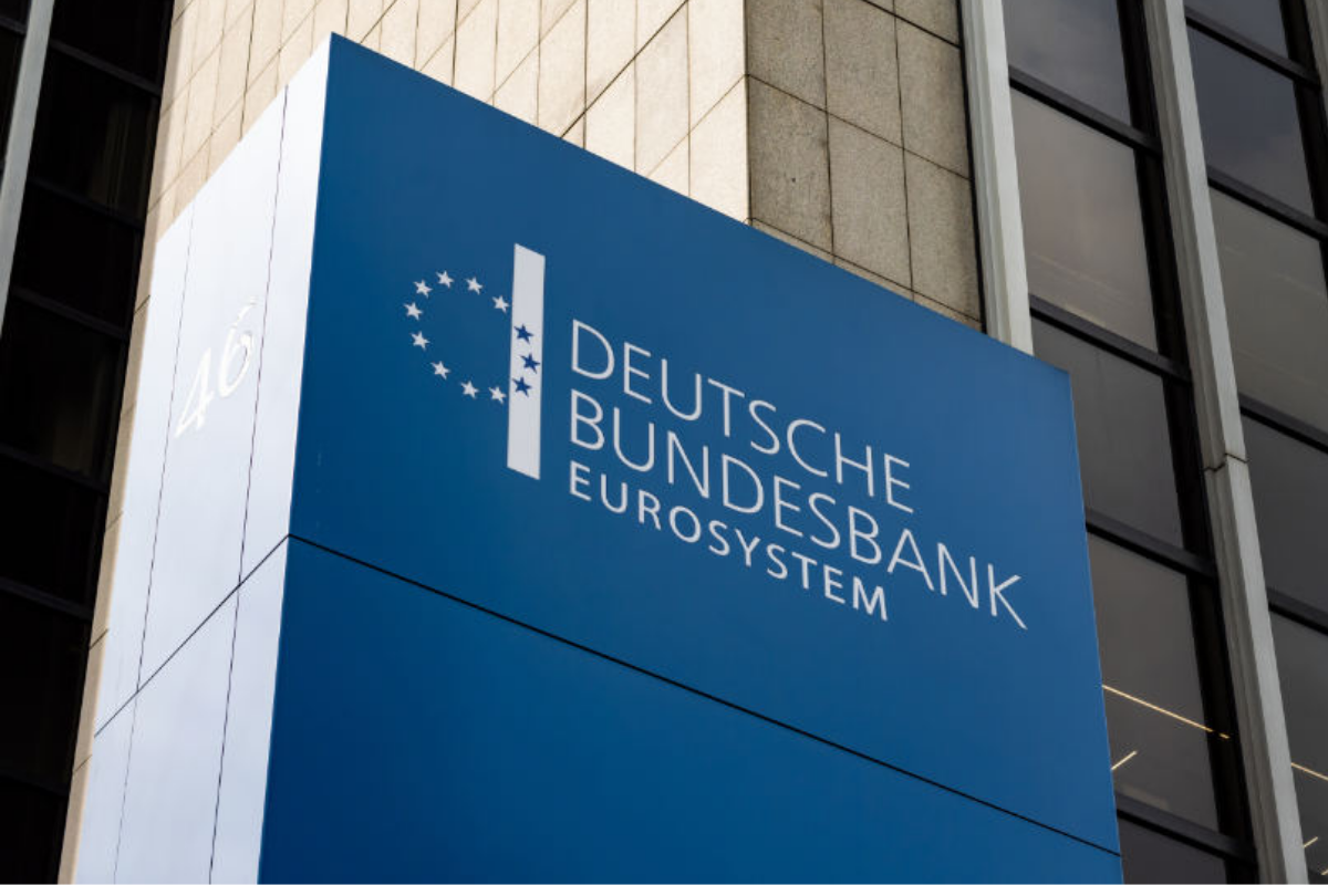 Bundesbank, Orta Doğu'ya barış gelse de enflasyona karşı ihtiyatlı hareket etme kararı aldı