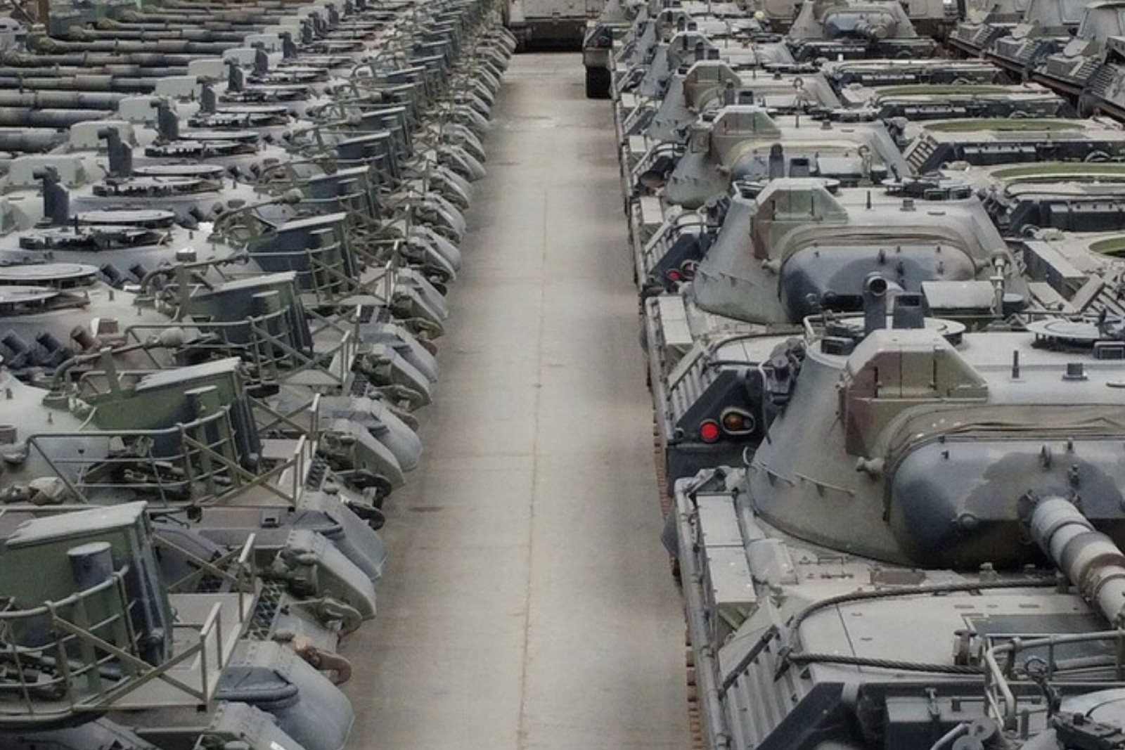 Almanya, tank üreticisi KNDS’nin yüzde 40 hissesini satın alıyor
