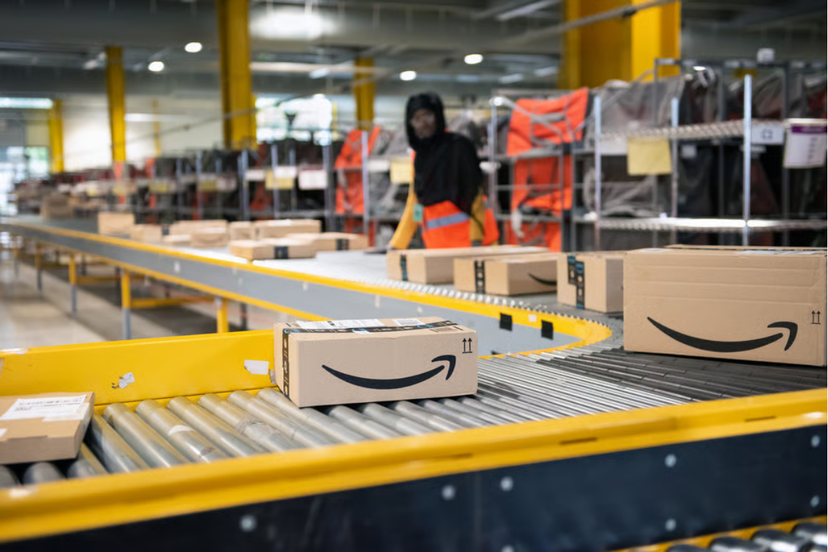 Amazon, Hindistan'da yapay zeka ve bulut altyapısına 13 milyar dolar yatırım yapacak
