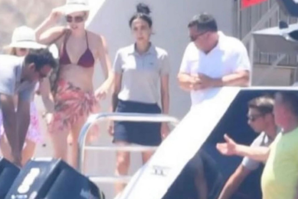 Ali Ağaoğlu ve Bige Yıldırımer Bodrum’da görüntülendi, bebek göründü