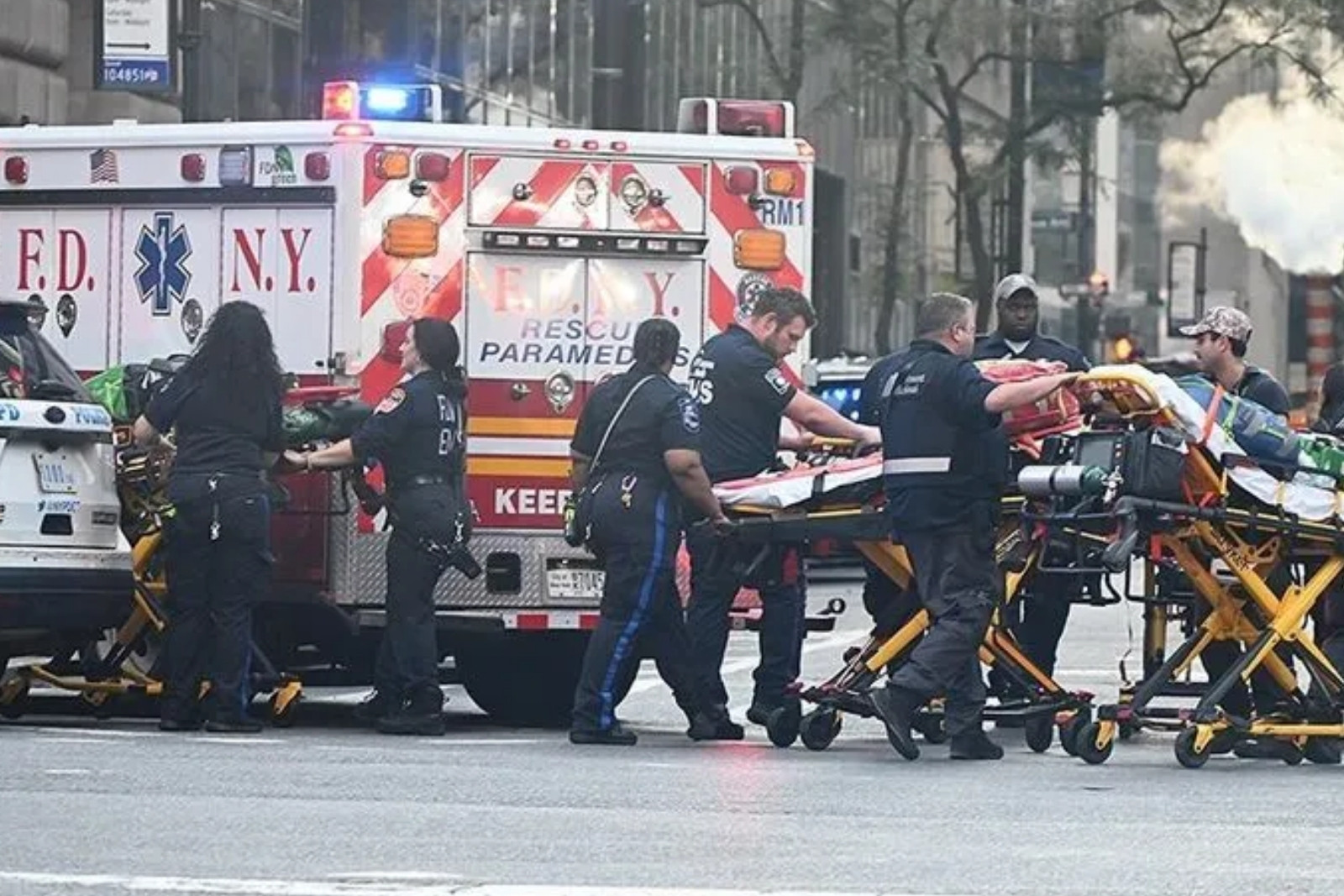 New York'ta silahlı saldırı şoku, yaralılar var