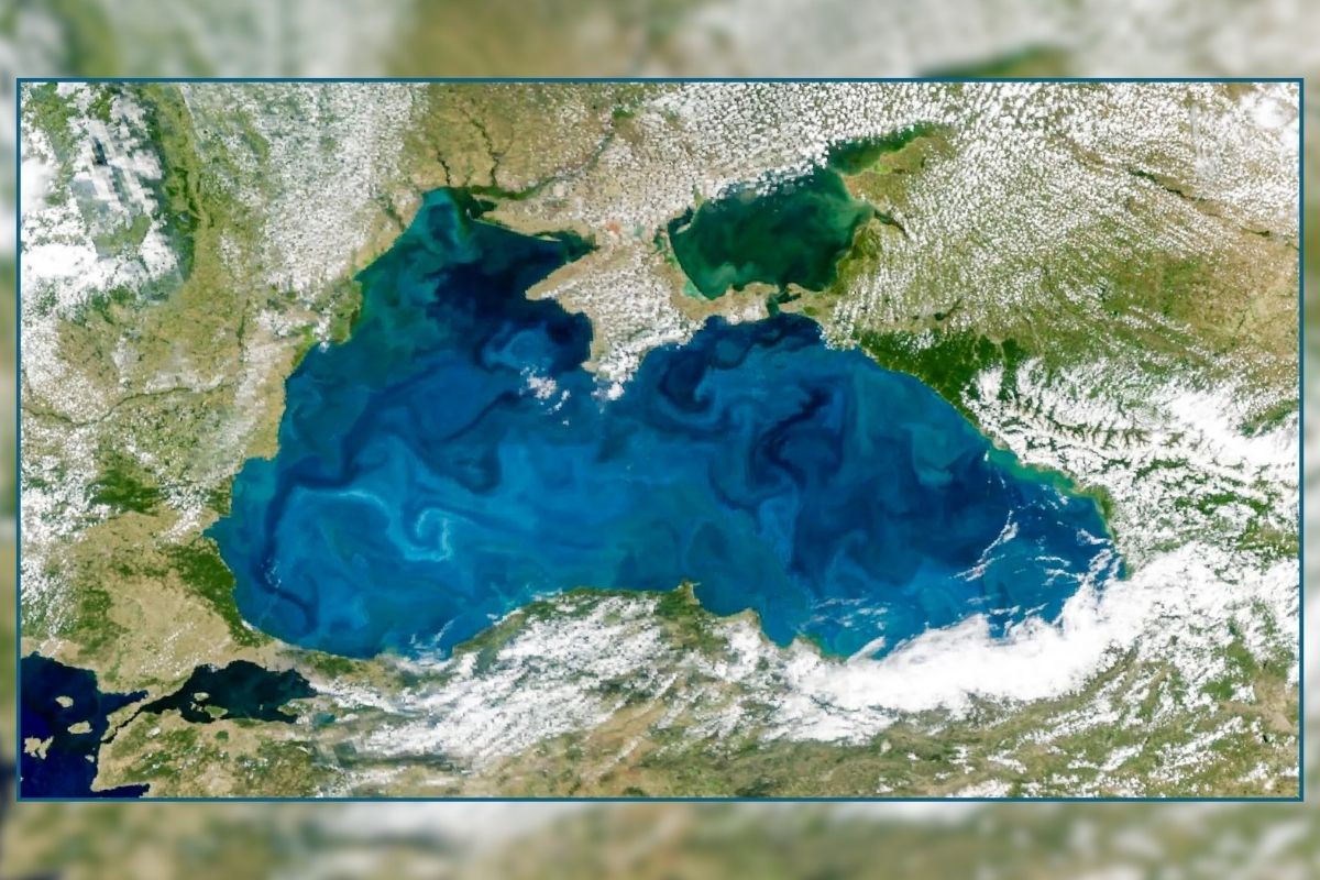 NASA görüntüledi, Karadeniz'in büründüğü turkuaz rengi İstanbul Boğazı'na kadar ulaştı