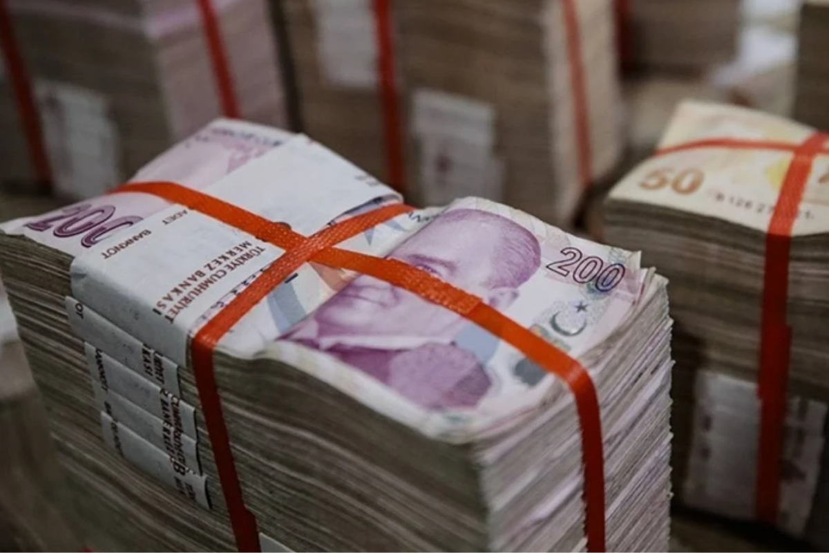 Bütçe haziranda 114,2 milyar lira fazla verdi, vergi gelirlerinde yüzde 38,7 artış yaşandı