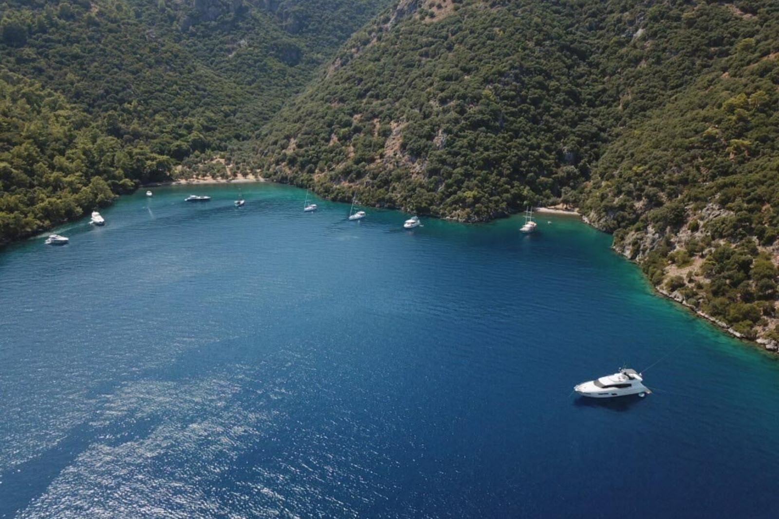 Göcek’te büyük yatlara hizmet verecek, 83,5 milyon TL’lik Port Azure Projesi için ÇED süreci başladı