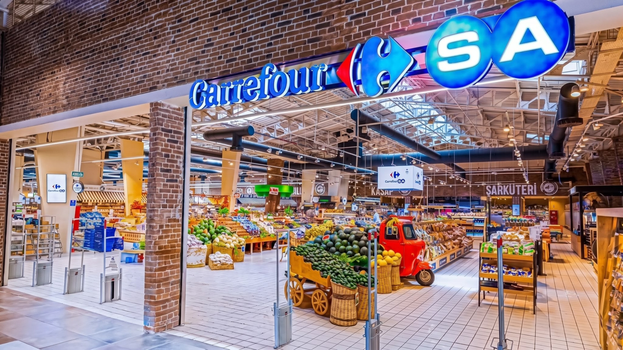 CarrefourSA, A101'in sahibi Yeni Mağazacılık'a resmen devredildi