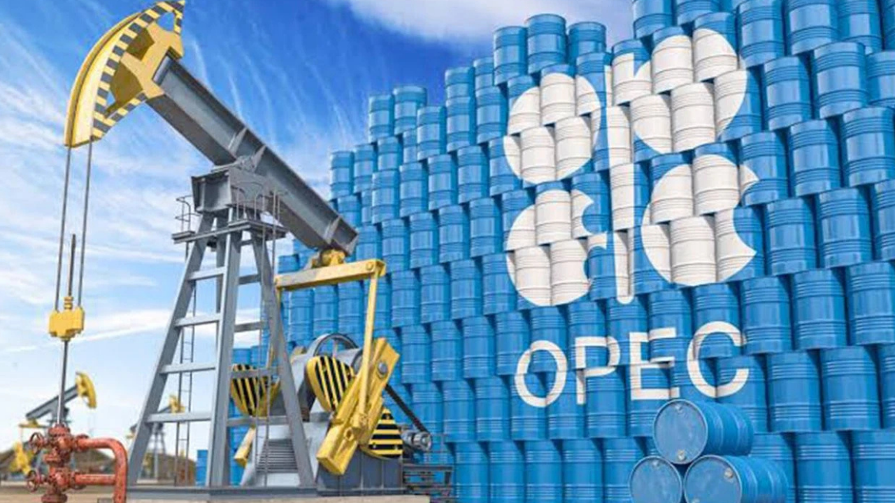 OPEC+ üyesi 7 ülke petrol üretimini artırma kararı aldı