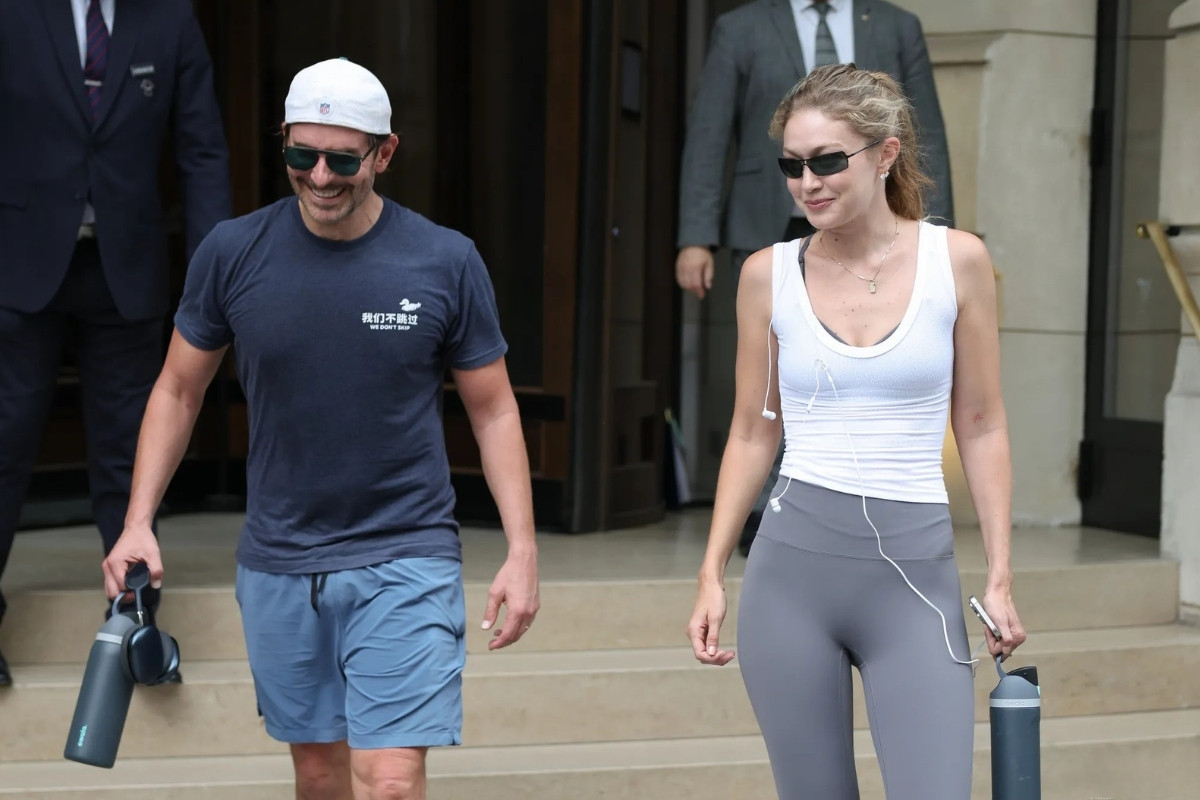 Gigi Hadid ve Hollywood yıldızı Bradley Cooper Paris'te el ele