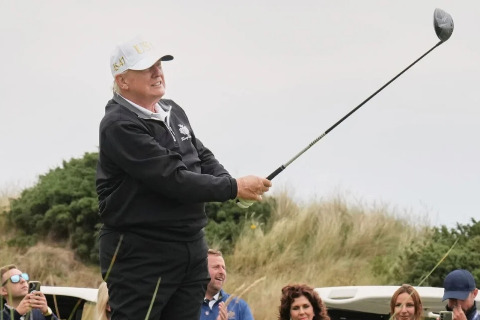 ABD Başkanı Donald Trump'ın golf sahasında mermili adam yakalandı