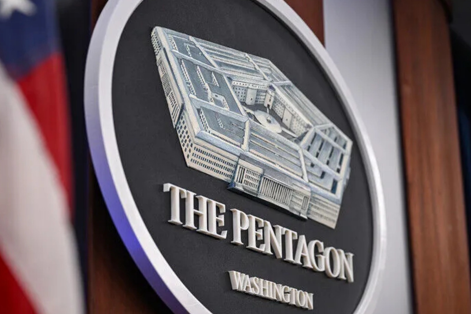 Pentagon'dan şirketlere İran savaşında azalan mühimmat stoku için baskı