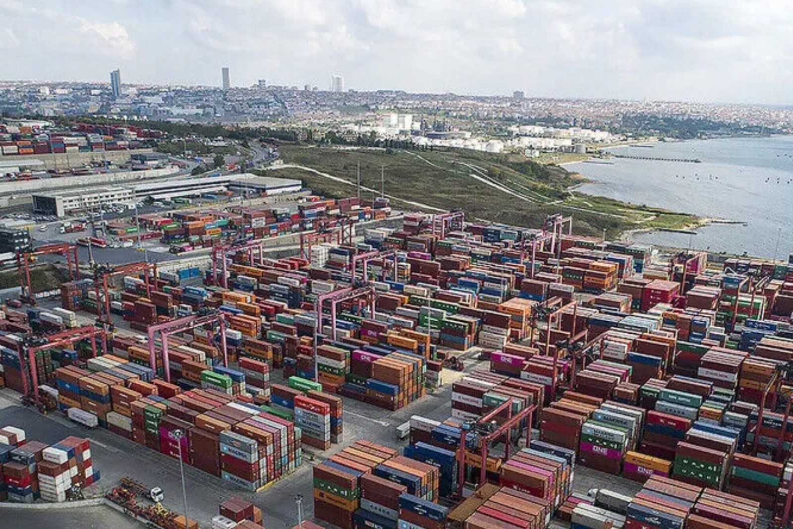 Serbest bölgeler ihracat 7,7 milyar dolarla rekor kırdı