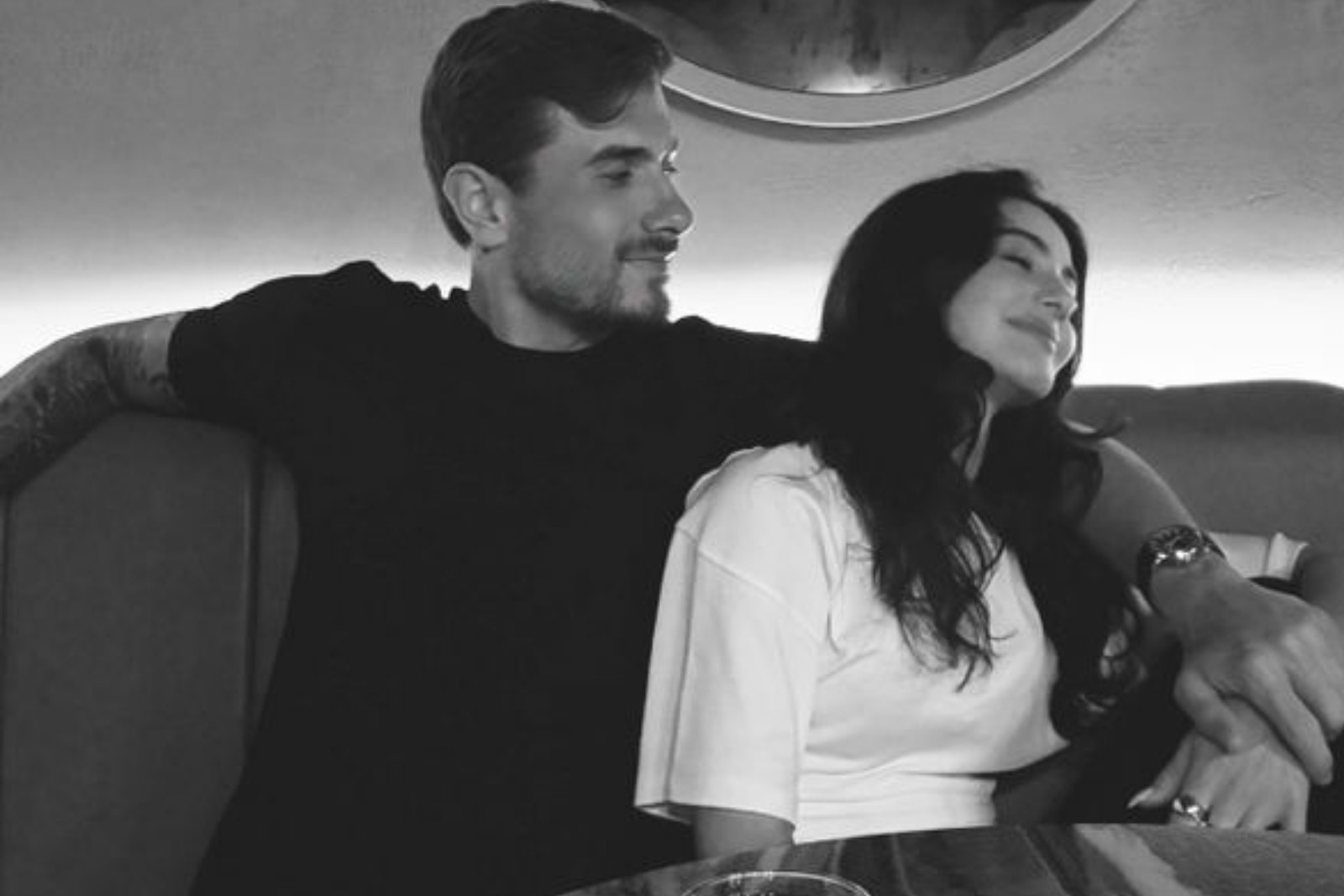 Helin Kandemir futbolcu sevgilisi Dorukhan Toköz'ü ilan etti