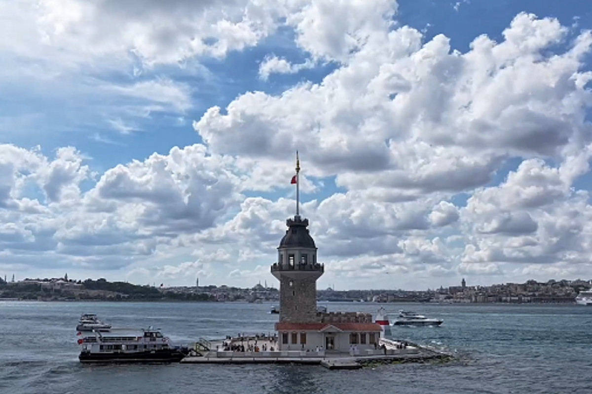İstanbul semalarında bulutların dansı