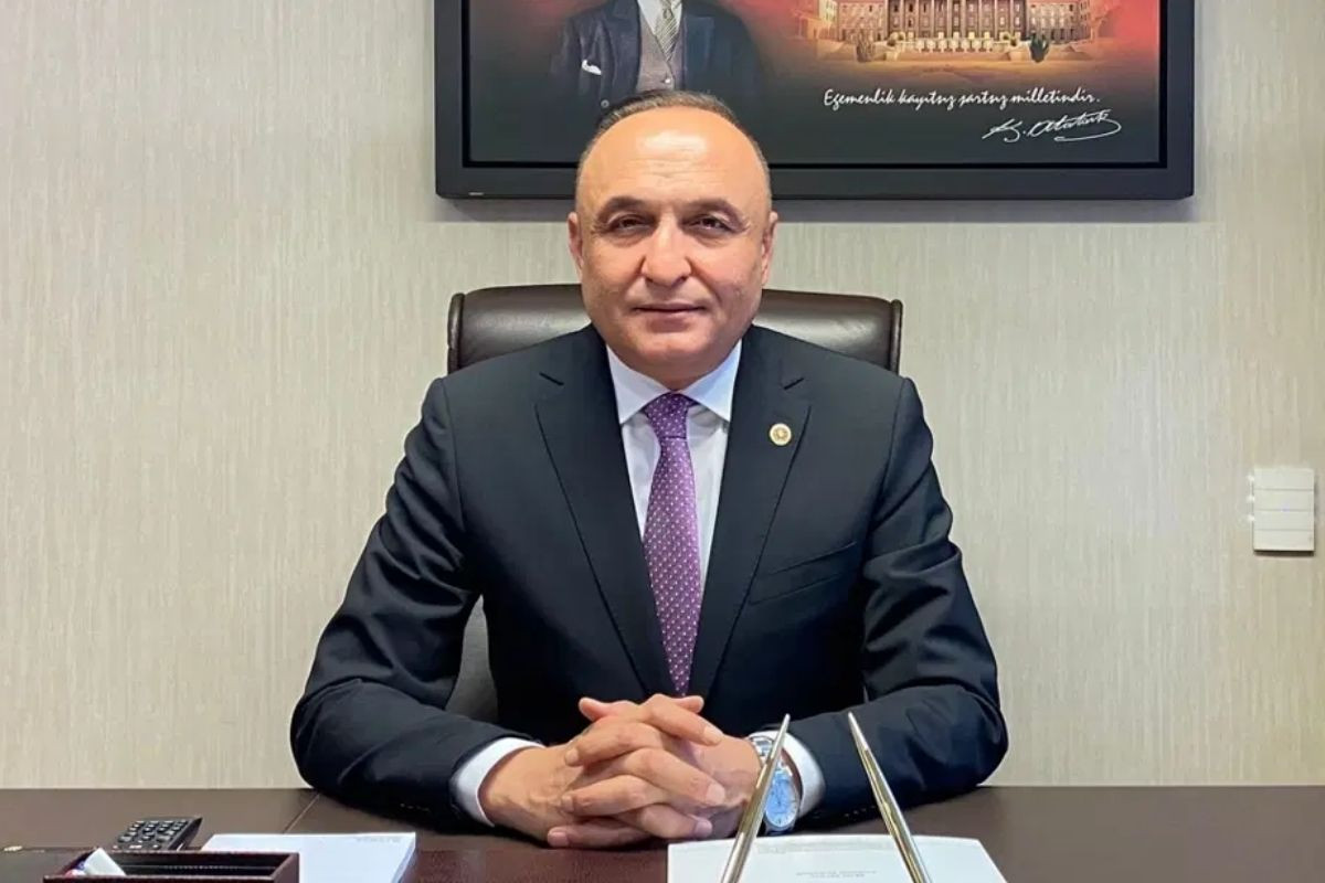 Yeni Parti Gaziantep Milletvekili Melih Meriç bıçaklı saldırıda yaralandı