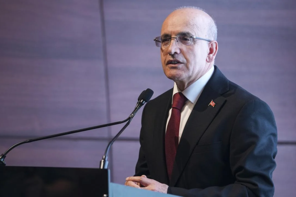 Hazine ve Maliye Bakanı Mehmet Şimşek'ten mazot fiyatı paylaşımı