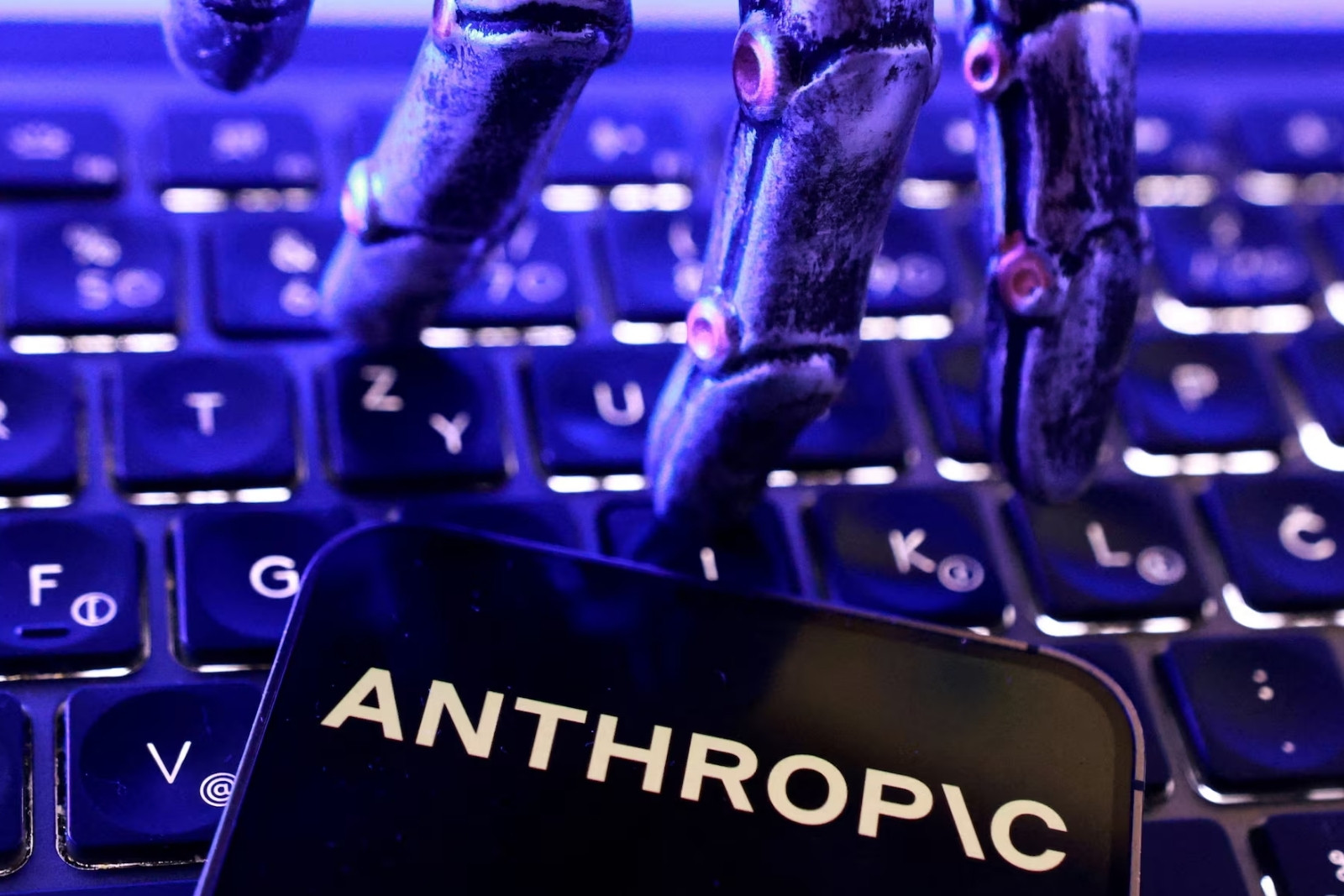 Anthropic, SpaceX’in 86,2 milyar dolar topladığı rekor halka arzı geçmeyi hedefliyor