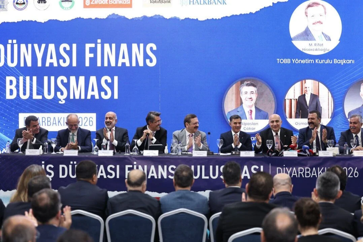 Kamu bankaları, Merkez Bankası'nın bir haftalık repo ihalesine uyum sağlayarak kredilerdeki faizleri düşürmeye başlayacak