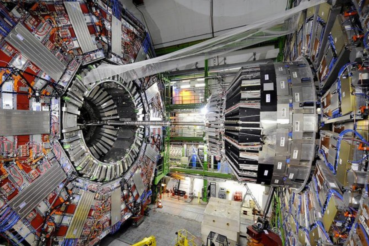 CERN’de Higgs bozonunu keşfeden parçacık hızlandırıcı teknolojisinin tıp alanındaki örneklerinden biri Ankara’da kiraya çıkıyor