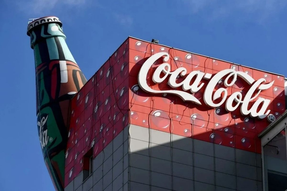 Coca-Cola İçecek'te Hasan Ellialtı Türkiye Genel Müdürlüğü'nden ayrıldı, yerine Doğa Erzi geldi
