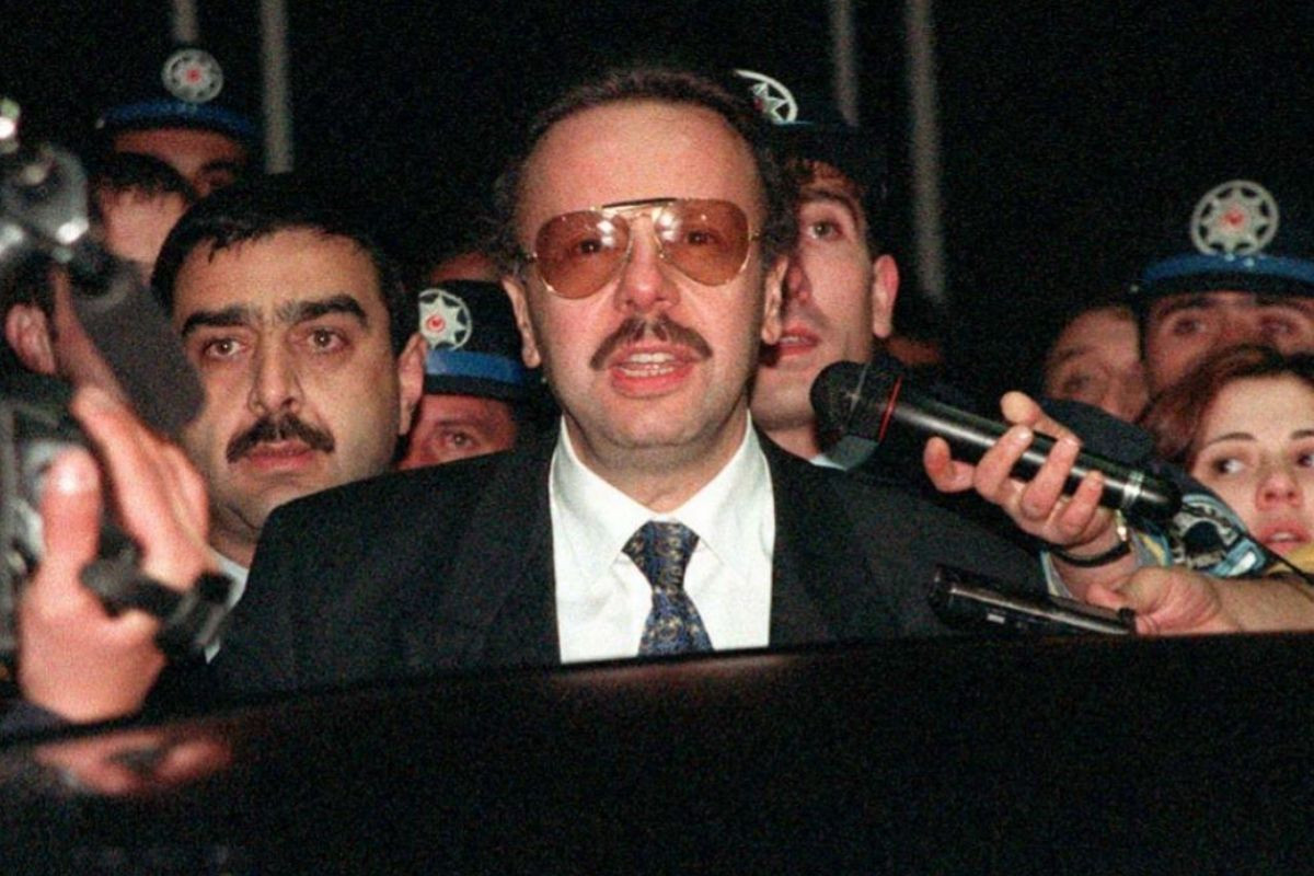 Süleymancıların eski lideri Arif Ahmet Denizolgun'un ölümüne ilişkin soruşturmada doktoru gözaltına alındı