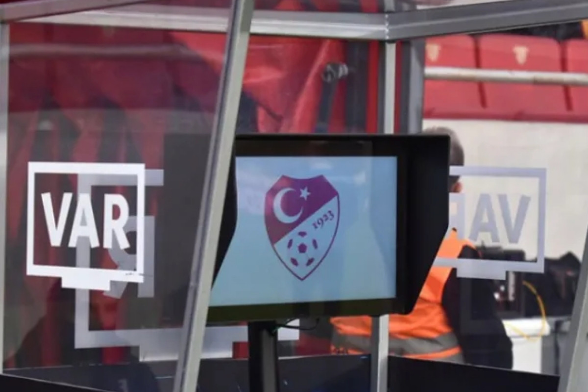 Başakşehir-Galatasaray maçının VAR hakemi belli oldu