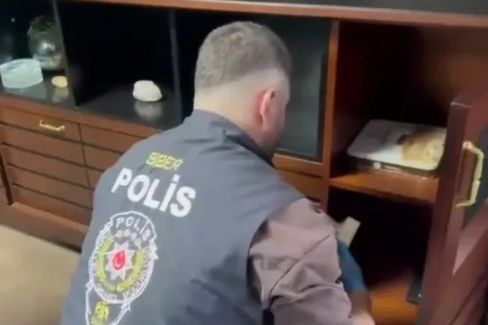 Tele-dolandırıcı hukuk çetesinin marifetleri, kişisel verilerle sahte icra vurgunu