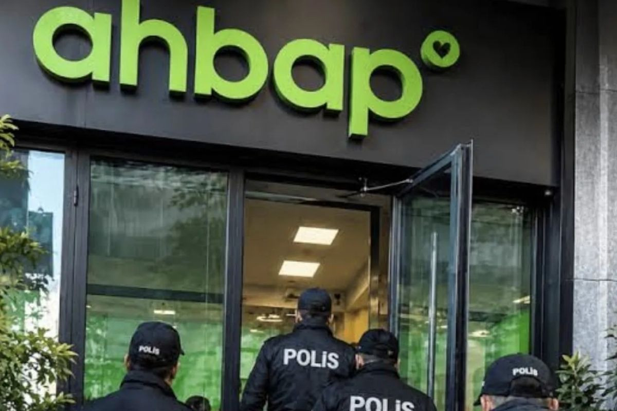 Ahbap Derneğine ilişkin suç örgütü soruşturmasında 20 zanlı tutuklandı