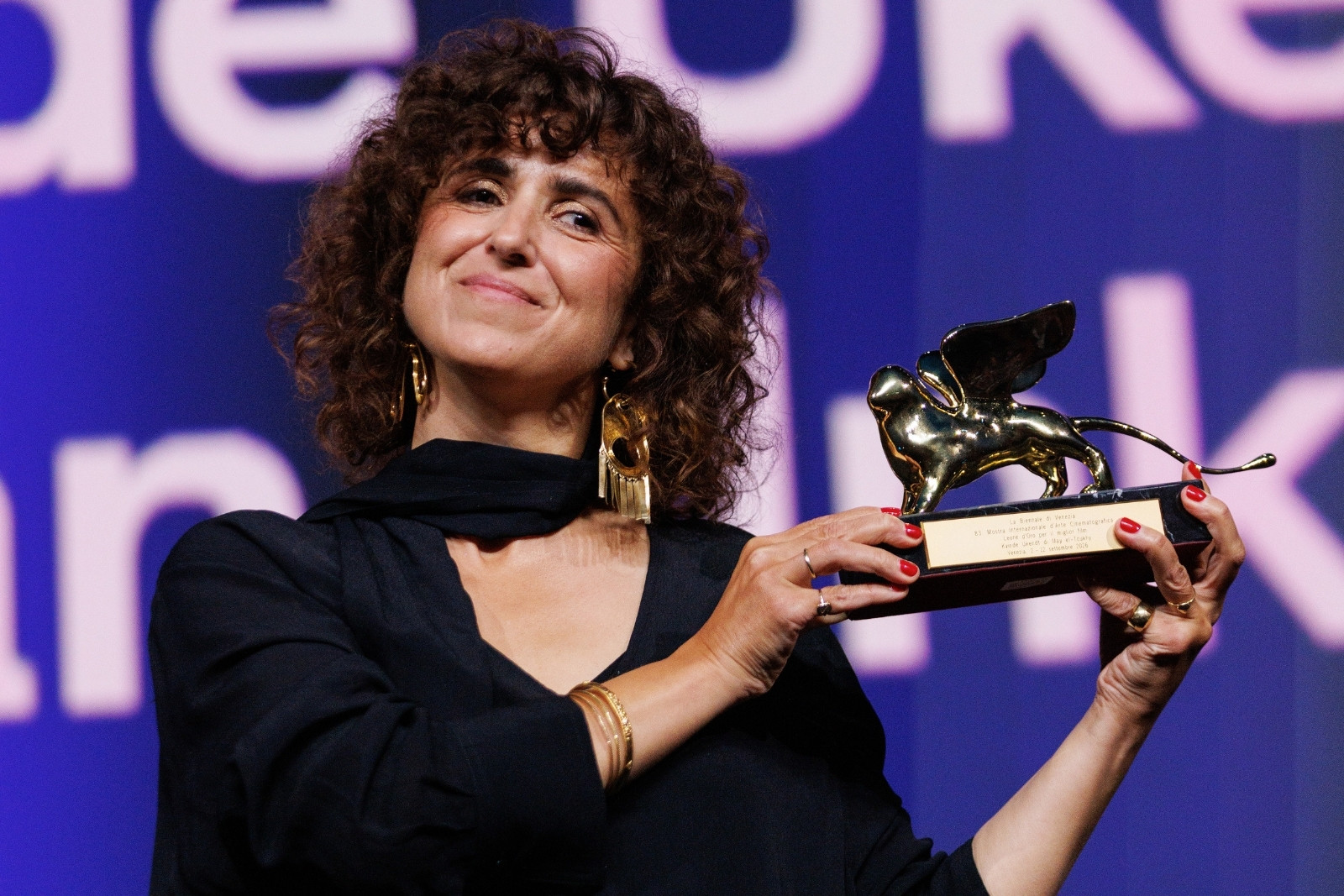 83'üncü Uluslararası Venedik Film Festivali sona erdi, altın aslan Kvinde Ukendt filmine gitti