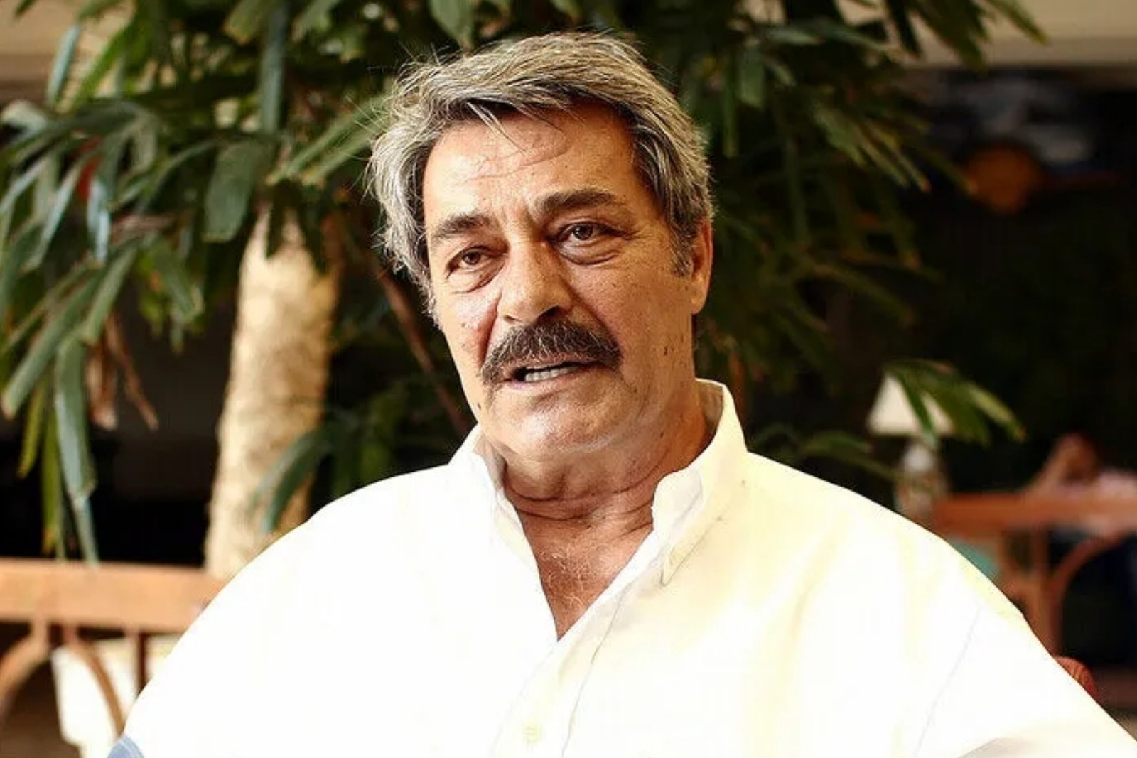 Yeşilçam'ın efsane oyuncularından Kadir İnanır'ın vasiyetinin açıklanması aralık ayına ertelendi