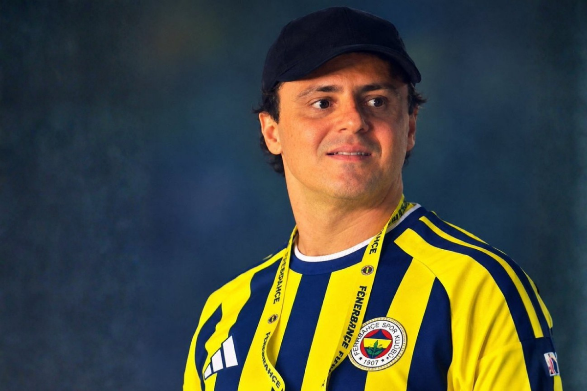 İstanbul’un Kralı lakaplı F1 pilotu Filipe Massa Fenerbahçe formasıyla Kadıköy’de