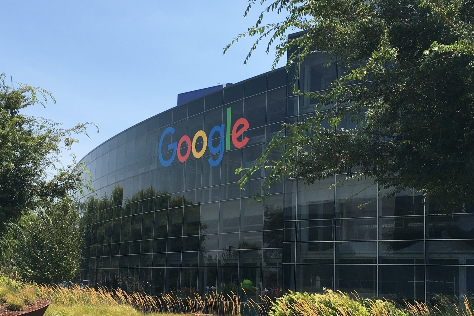 Konum verileri Google’ın başını yaktı, 400 milyon euroluk ceza