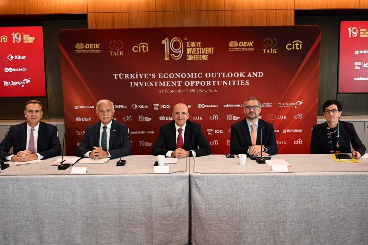 Mehmet Şimşek New York’ta buluştuğu ABD’li yatırımcılara beş sektör tavsiye etti ve önemli fırsatlar gördüklerini söyledi