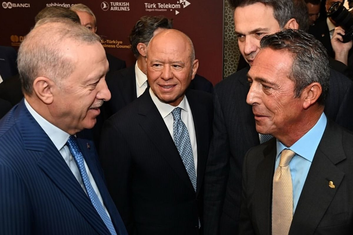 Koç Holding Yönetim Kurulu Başkan Vekili Ali Koç, New York'ta Cumhurbaşkanı Erdoğan'a yatırımları anlattı